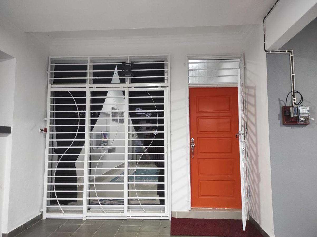 Bb D'Velodrom Homestay Dungun Buitenkant foto