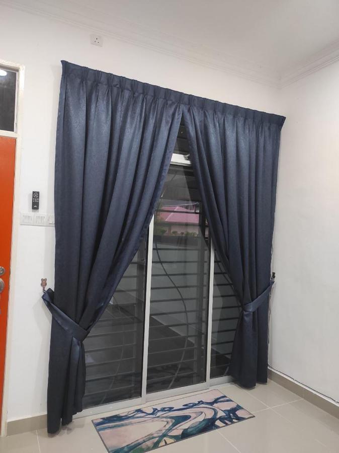 Bb D'Velodrom Homestay Dungun Buitenkant foto